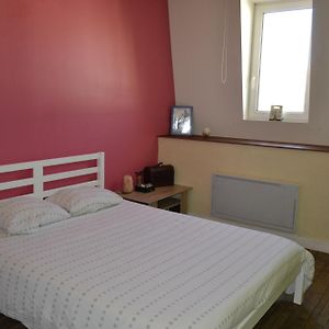 Bed and Breakfast Chambre Cosy Pour 2 Personnes Chef-Boutonne Exterior photo