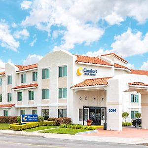 Comfort Inn&Suites Ventura Beach Exterior photo