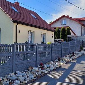 Villa Domek Przy Osadzie Bieliny  Exterior photo