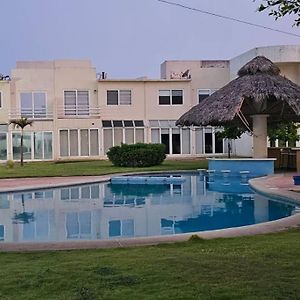 Villa Tu Hogar Junto A La Playa Guadalupe  Exterior photo