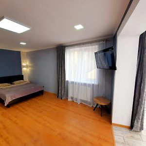 New Luxury Studio Apartment Iwano-Frankiwsk Room photo