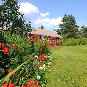 Ferienwohnung Spacious Country Retreat Close To Town And Nature, Sylvana Farm Vt Montpelier Exterior photo