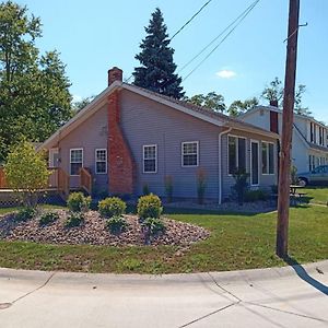 Gasthaus Rye Beach Retreat Huron Exterior photo