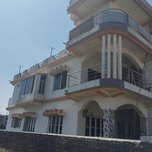 Jayalaxmi Hotel And Lodge Biratnagar Exterior photo