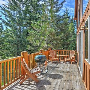 Villa Bright Klamath Falls Cabin with Deck&Mtn Views! Exterior photo