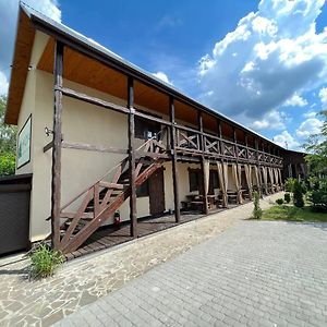 Villa Hvoya Switjas Exterior photo