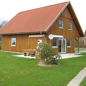 Villa Ferienhaus Fuer 16 Personen Mit Terrasse Sudwalde Exterior photo