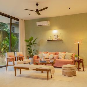 Elivaas 3 Bhk With Pvt Pool & Jacuzzi - Casa Vasu Pilerne Exterior photo