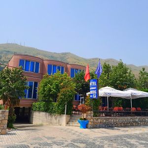 Hotel Restaurant Univers Shkodra Exterior photo