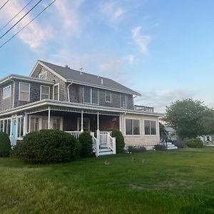 Villa Steps Away From Lewis Bay Yarmouth Port Exterior photo