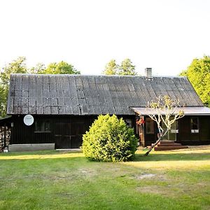 Villa Tonise Puhketalu Rahuste Exterior photo