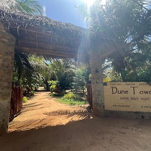 Hotel Dune Towers Kalpitiya Exterior photo