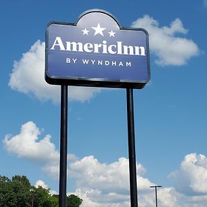 AmericInn by Wyndham Delafield Exterior photo