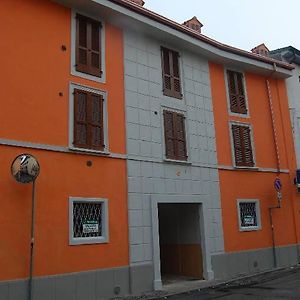 Ferienwohnung La Corte Salesiana - Flat Alzano Lombardo Exterior photo