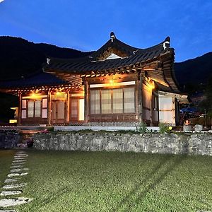 Hotel Wanju Hanok Pension Hyurim Exterior photo