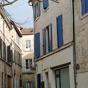 La Maison D'Olivier Beaucaire  Exterior photo