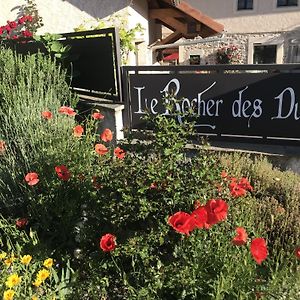 Bed and Breakfast Le Rocher des Ducs Le Glaizil Exterior photo