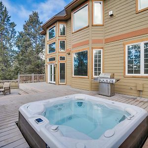 Klamath Falls Vacation Rental With Resort Amenities! Exterior photo