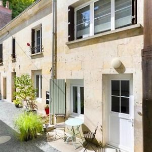 Ferienwohnung Logement La Chartre Sur Le Loir 75M2 Exterior photo