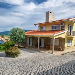 Bed and Breakfast Recanto Transmontano Macedo de Cavaleiros Exterior photo