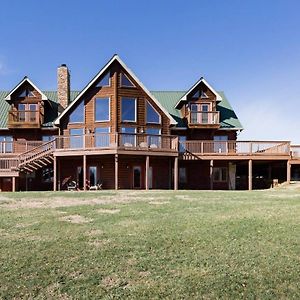 Villa Secluded 18-Acres With Pool Hot Tub Pool Table Fairview Exterior photo