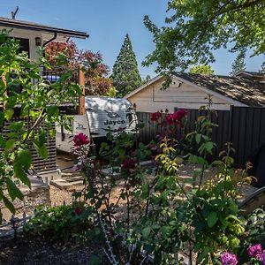 Hotel Chic Rv Retreat, Stunning Yard In Roseburg Exterior photo