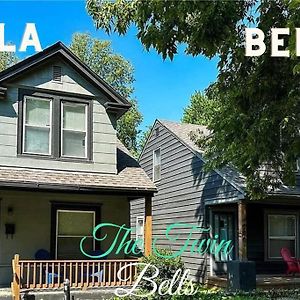 The Twin Bells!!! Rent Two Homes Side By Side Kansas City Exterior photo