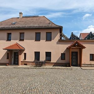 Ferienwohnung -1- auf einem rustikalen 3 Seitenhof Göda Exterior photo