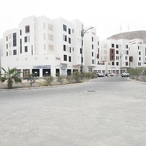 Ferienwohnung Near Alqurum Beach, Free Parking Maskat Exterior photo