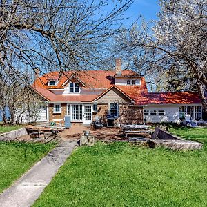 Villa Antique Lake Front Getaway- The Lake House Ripon Exterior photo