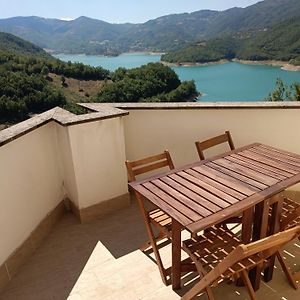 Ferienwohnung La Casa Sul Lago Valle Verde Exterior photo