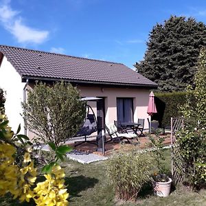 Villa Gite Avec Option Bien-Etre Sur La Veloscenie Montigny-le-Chartif Exterior photo