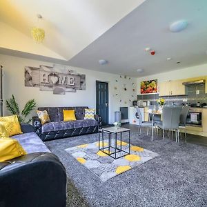 -F5Gh- For Relaxed & Cosy Stay, Free Parking, Wifi Leeds  Exterior photo