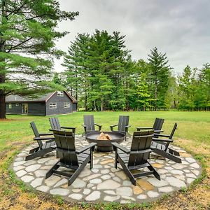 Villa Stylish Catskills Retreat Year-Round Adventure! Round Top Exterior photo