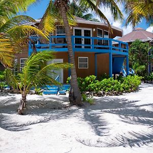 White Sands Cove A03-Oceanfront 2 Bedroom By Stay Floreo San Pedro  Exterior photo