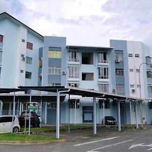 Ferienwohnung Delta Heights Penampang Kota Kinabalu Exterior photo