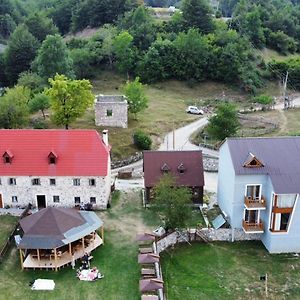 Hotel Bujtina Terthorja Theth Exterior photo