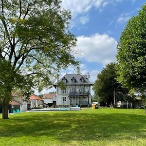 Grande Villa Avec Piscine A Une Heure De Paris Crouy-sur-Ourcq Exterior photo