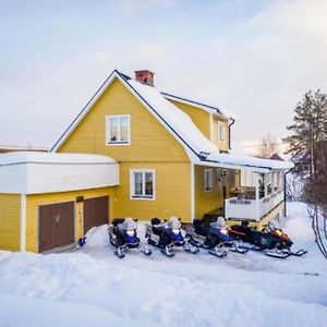 Villa Gemuetliches Ferienhaus In Der Wildnis Lapplands Blattniksele Exterior photo