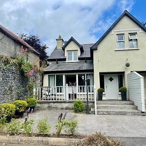 Villa Elegant Townhouse Steps From Historic Birr Castle Exterior photo