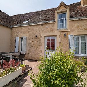 Villa Charmant Gite En Berry Avec Terrasses, Jardin Et Parking Prive, Proche De Nohant Et La Chatre - Fr-1-591-35 Lourouer-Saint-Laurent Exterior photo