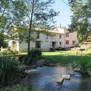 Villa Le Moulin De Charzay, Eco-Gite Familial En Deux-Sevres, Nouvelle Aquitaine Mellé Exterior photo