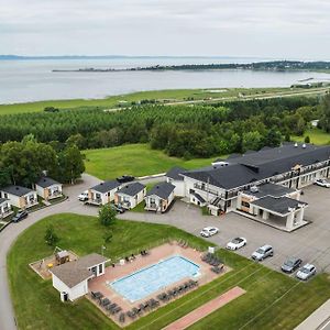 Days Inn By Wyndham Rivière-du-Loup Exterior photo