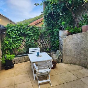 Ferienwohnung Little Atypical House With Private Terrace Saint-Benoît-des-Ondes Exterior photo