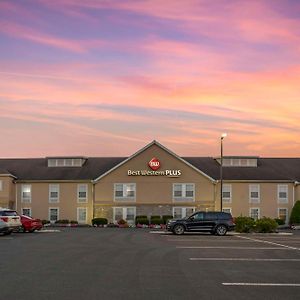 Best Western PLUS Revere Inn&Suites Paradise Exterior photo