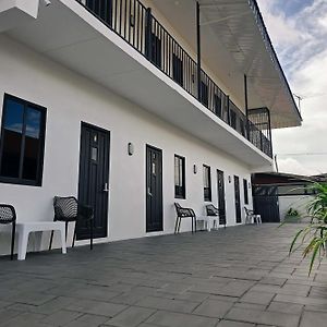 Hhc Apartments Kronos Paramaribo Exterior photo