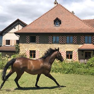 Ferienwohnung Ferme De Grandchamp Boudry Exterior photo