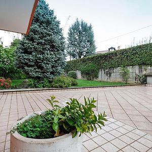 Villa Con Giardino Privato A Scanzorosciate Dorga Exterior photo