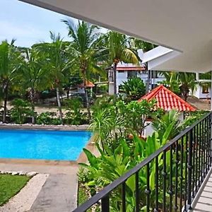 Ferienwohnung 2-Bd Unit With Pool 2 Blocks From Beach Coco Exterior photo