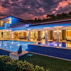 Stunning Luxury Villa Alexander With Impressive Ocean Views Dominicalito Exterior photo